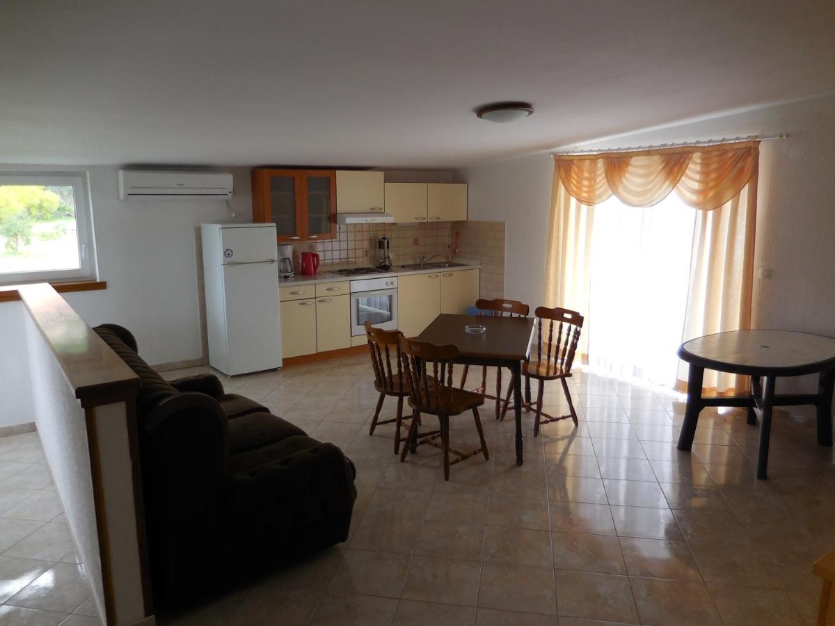 Apartments Ivica Lupic Kampor Kültér fotó